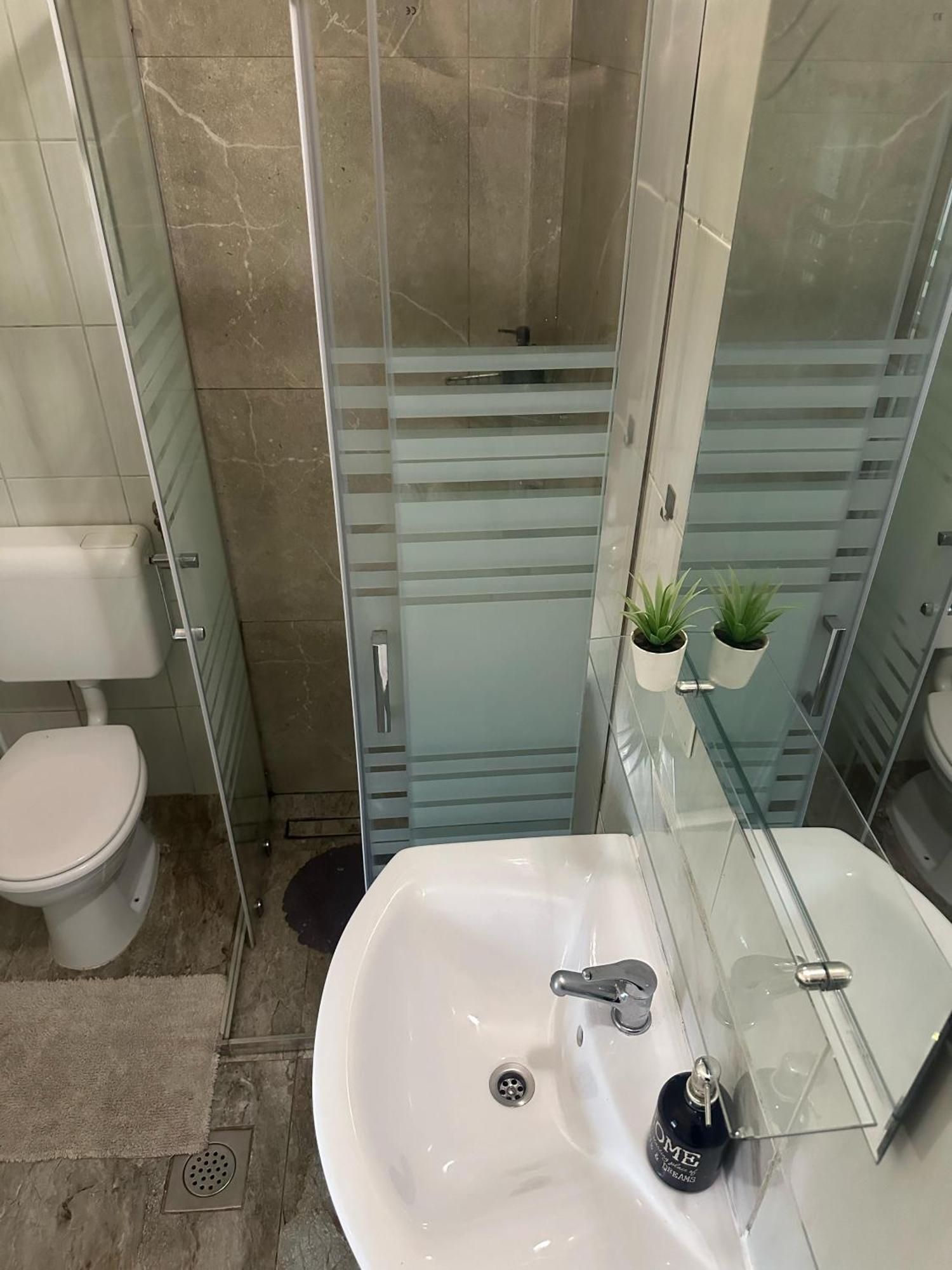 Apartman Petra Zabok Bagian luar foto