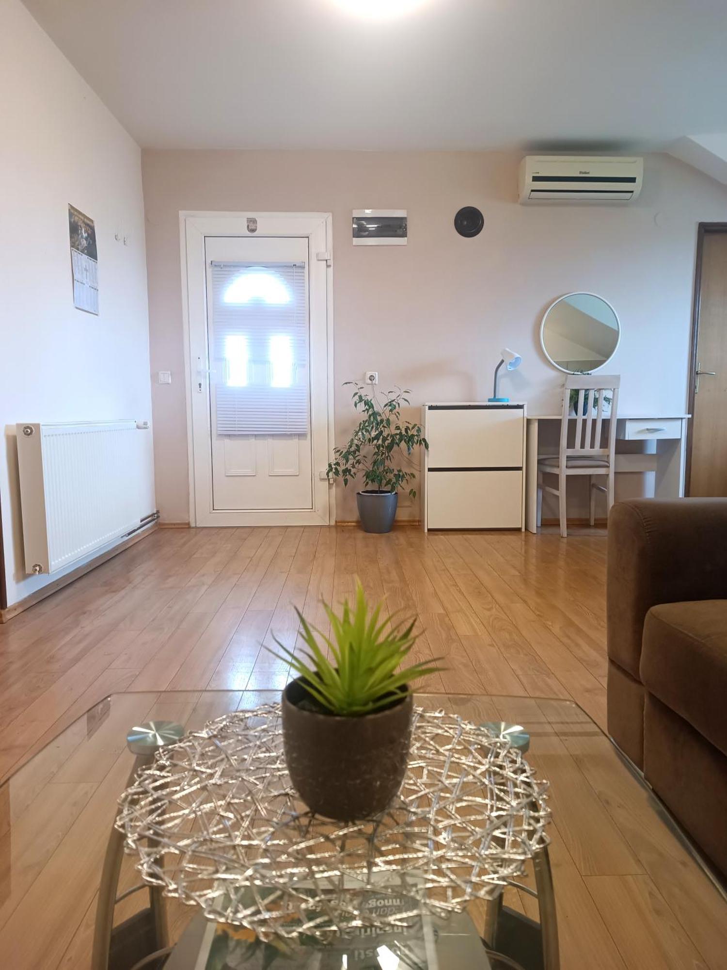 Apartman Petra Zabok Bagian luar foto